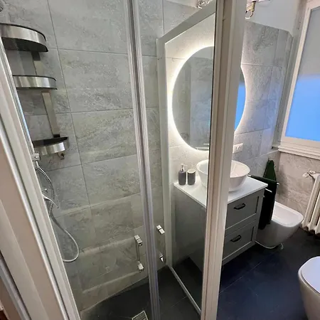 Appartement La Bella Charme 3 Km Away From Duomo/ Netflix & Wi-fi Included Milan